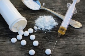 Azərbaycanda narkomanların sayı artıb - Rəsmi statistika