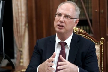 Глава РФПИ примет участие во встрече Путина и Трампа