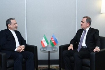Azerbaijan and Iran FMs discuss regional security issues