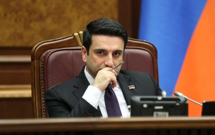 Paşinyandan Simonyana ağır zərbə – Yerinə başqasını gətirir…