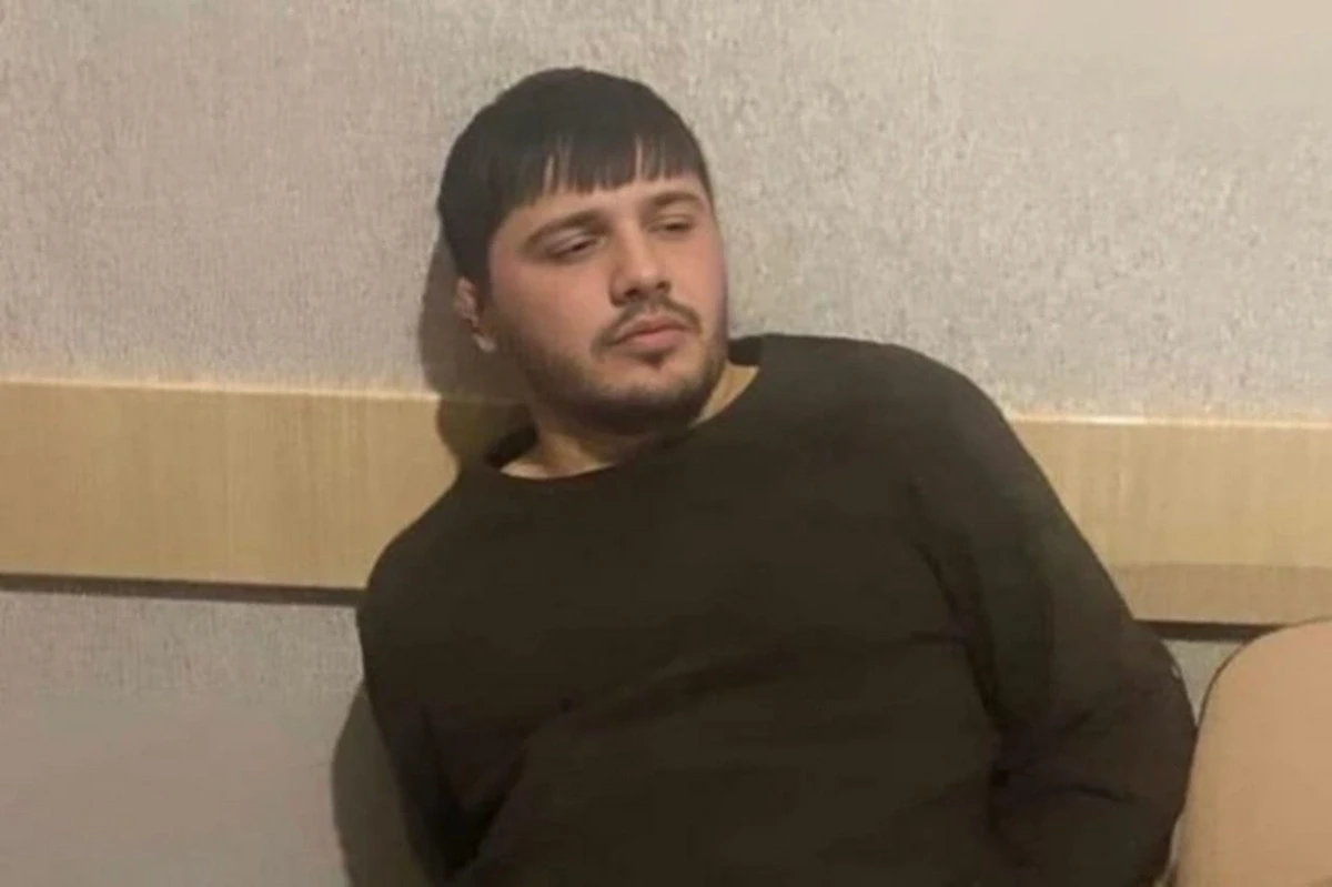 Ailə üzvlərini qətlə yetirməkdə təqsirləndirilən Əhməd Əhmədovla bağlı