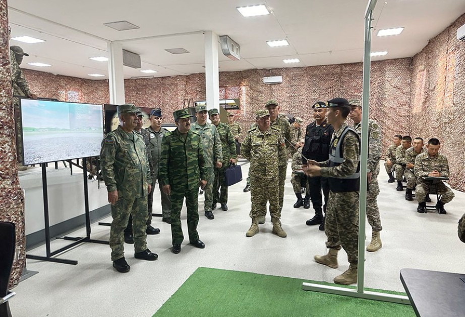 Leadership of Azerbaijan Defense Ministry continues visit to Kazakhstan