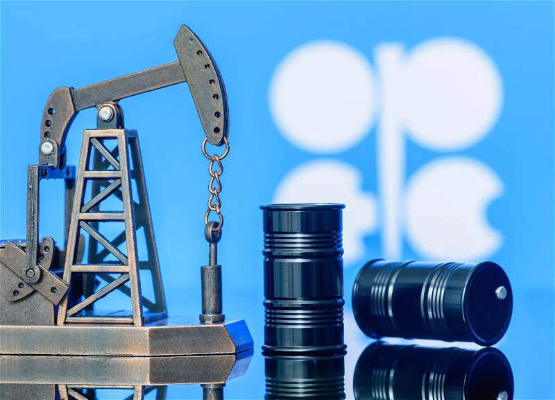 Семь стран ОПЕК+ согласились увеличить добычу нефти