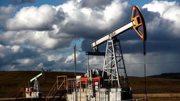 Price of Azerbaijani oil decreases