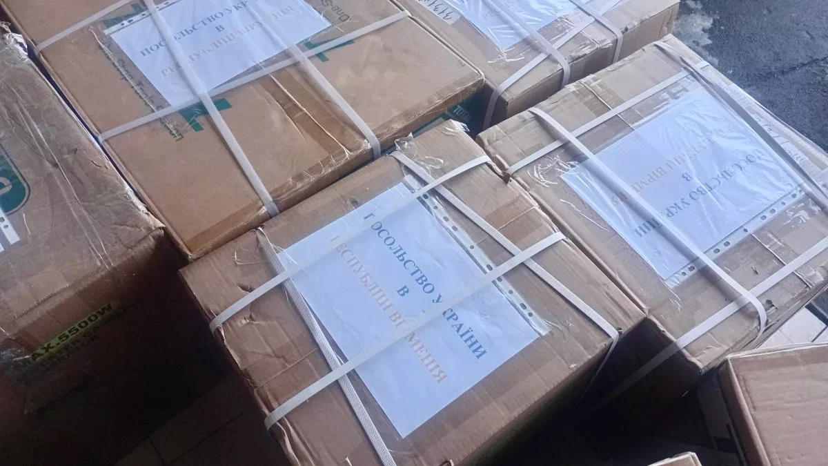 Armenian Red Cross delivers 12 generators to aid Ukraine’s energy crisis