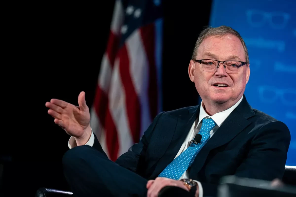 US official says oil tankers begin crossing Strait of Hormuz