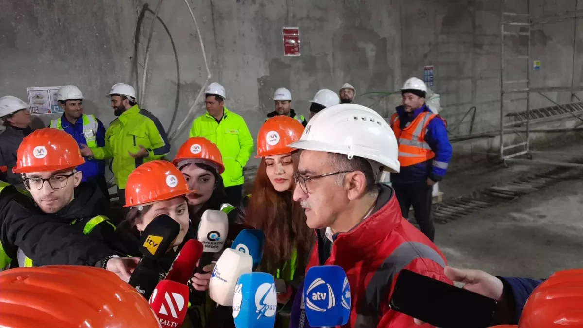 Разделение линий Бакметрополитена сильно откладывается Но не по вине метро