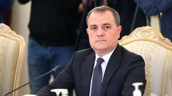 Bayramov hold phone talks with Uzbek counterpart