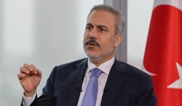 Pakistan, Turkiye FM held phone call