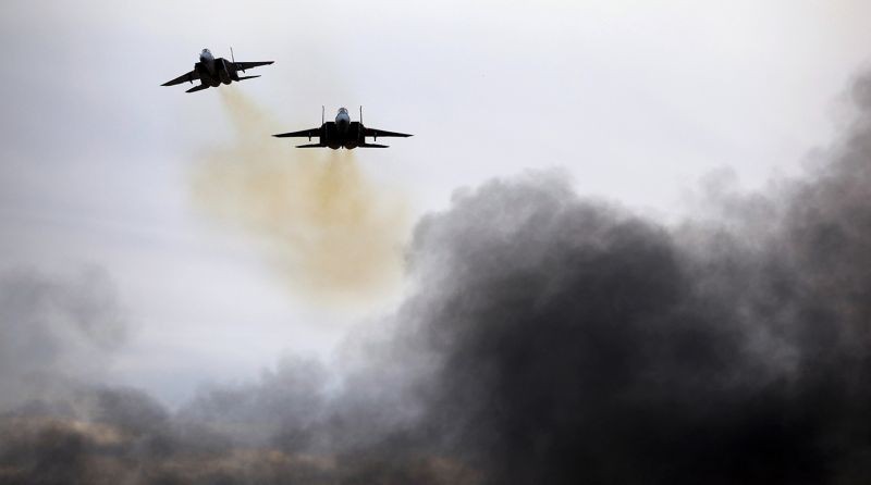 Израиль нанес более 20 ударов по Ливану за ночь
