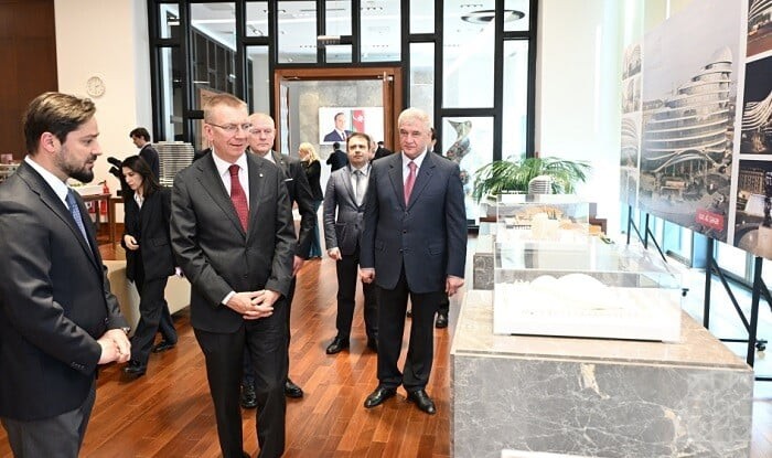 Edgars Rinkevics visits Baku White City - Photo