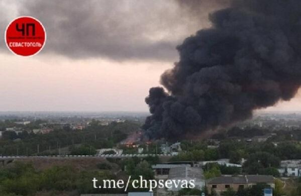 Ukraine says it struck Russian ships and jet in Crimea