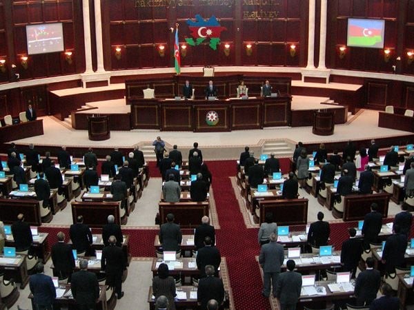 Azerbaijan, Belarus to recognize each other’s driving licenses