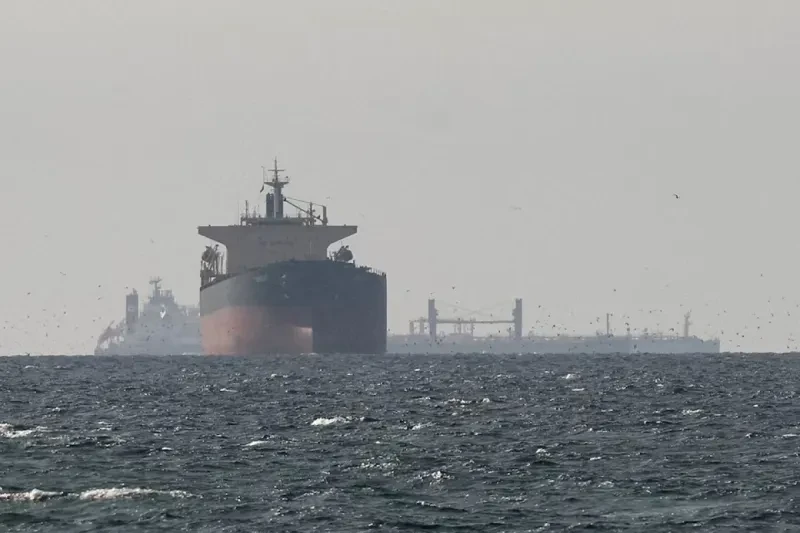 FT: Страны Персидского залива рассматривают возможность строительства нефтепроводов в обход Ормузского пролива