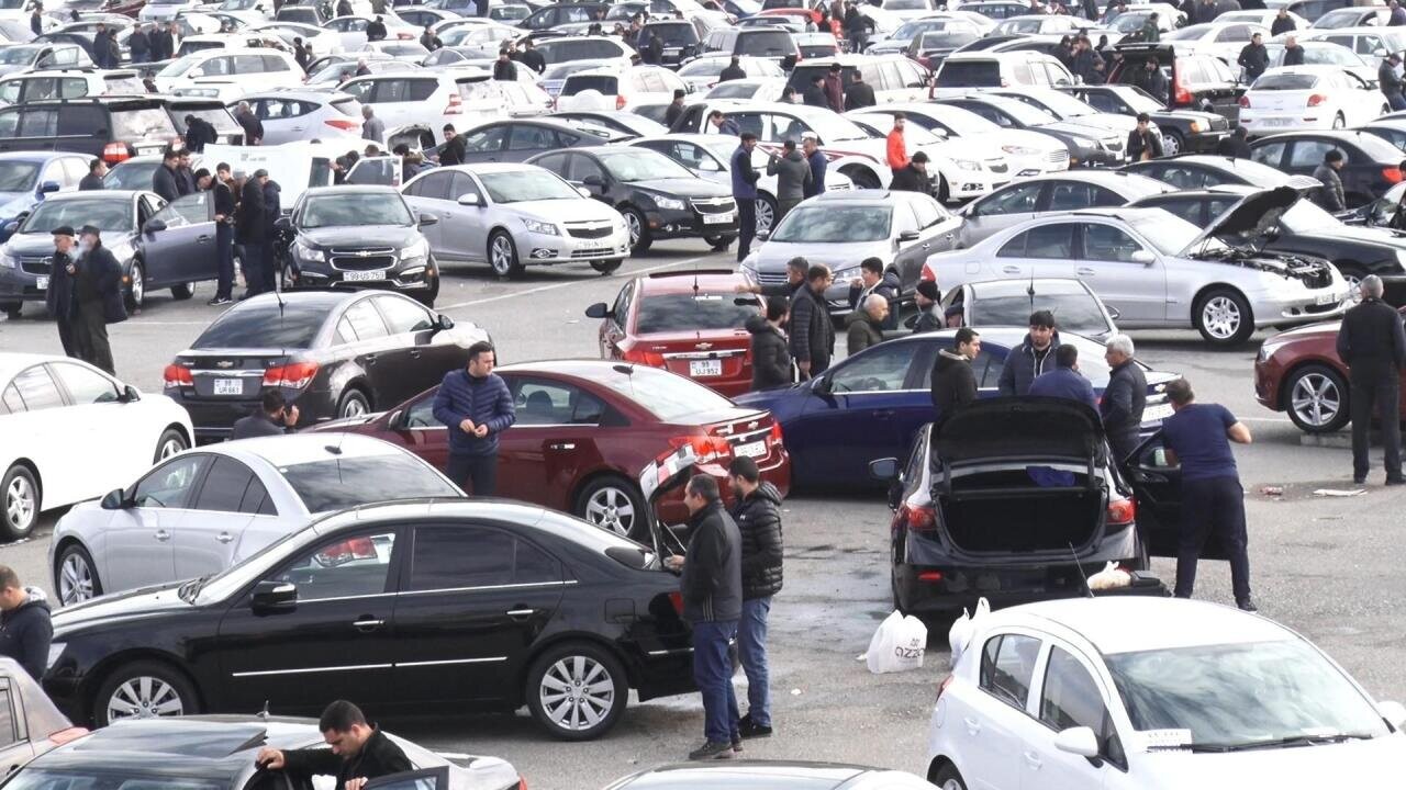 Yaşı 10 ildən çox olan maşınlara QADAĞA: Bazarda son vəziyyət - VİDEO