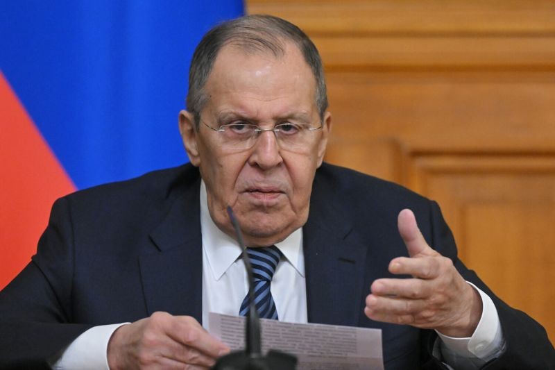 Лавров заявил о замалчивании Западом «лингвистического геноцида» на Украине