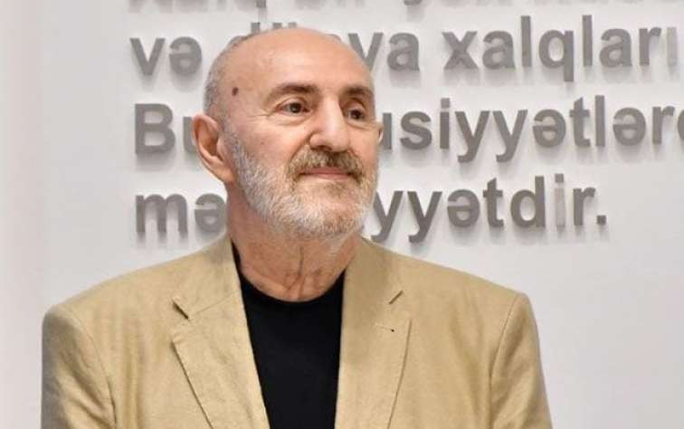 Akif İslamzadənin