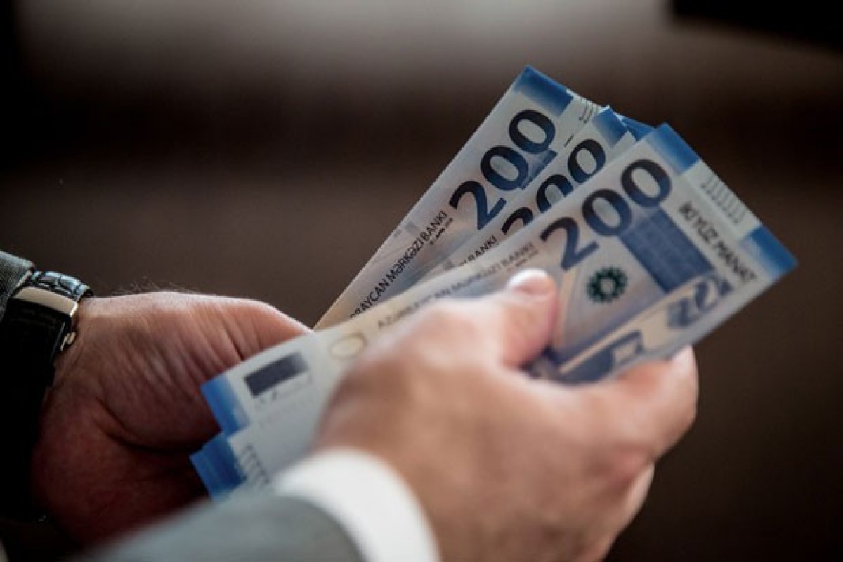Azərbaycanda manatla verilmiş kreditlər