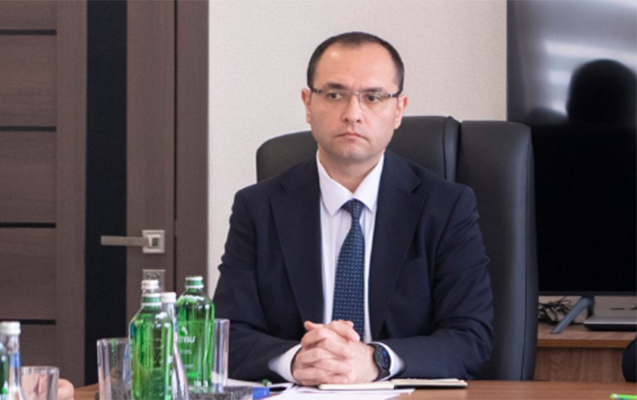 “Fermerin üç-dörd yerdə sahəsi var, bir yerə gətirməliyik”