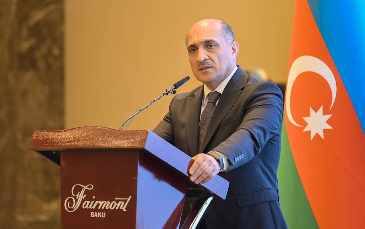 Nazir müavini beynəlxalq konfransın açılışında çıxış etdi -