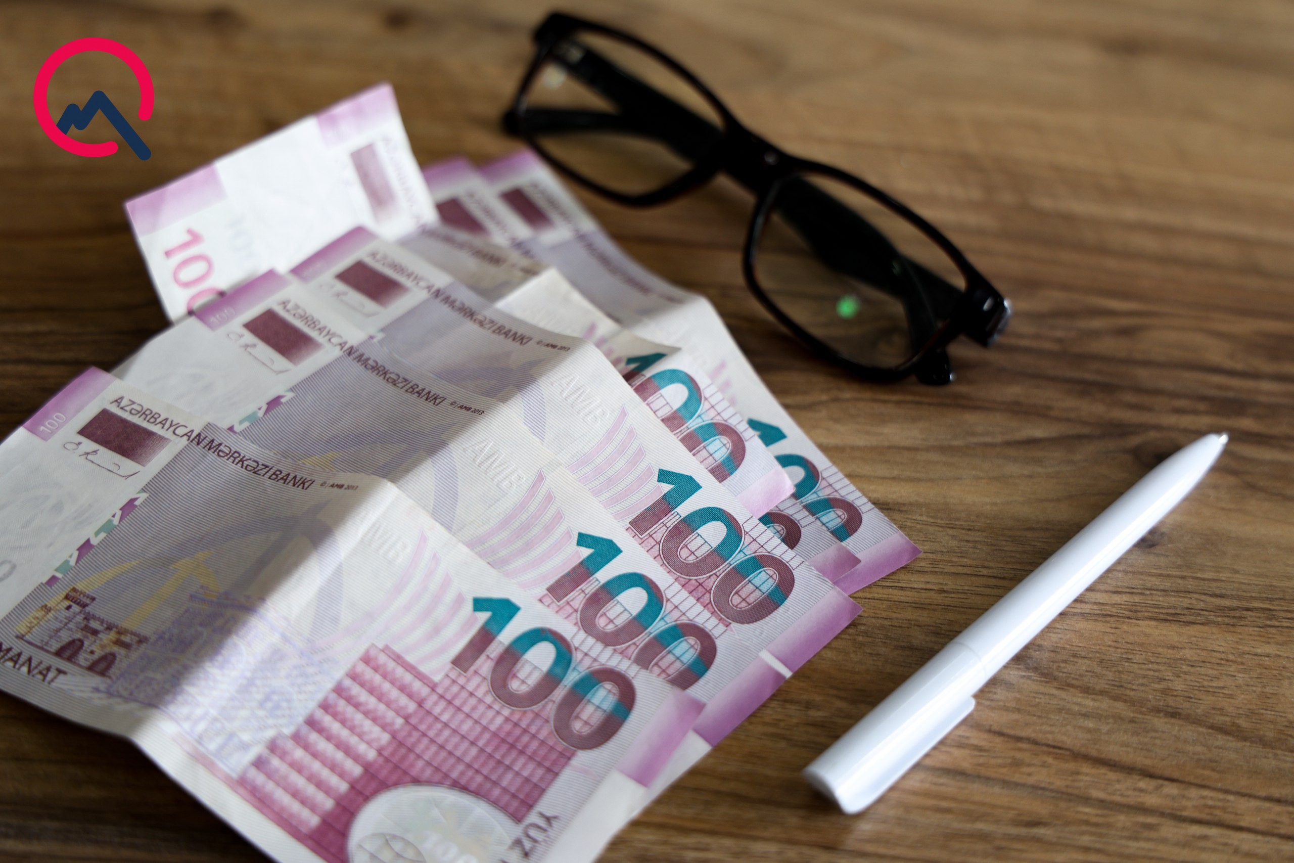 Azərbaycanda orta aylıq maaş 1100 manatı keçib