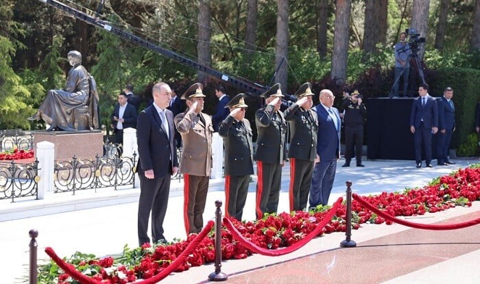 MES staff marks Heydar Aliyev’s 103rd birth anniversary - Video