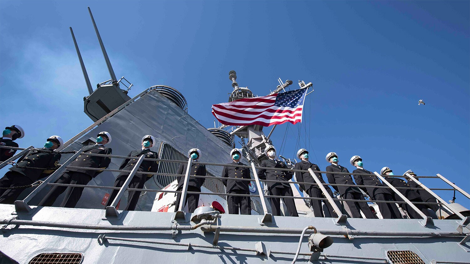 Amerika esminesi Fars körfəzinə girdi