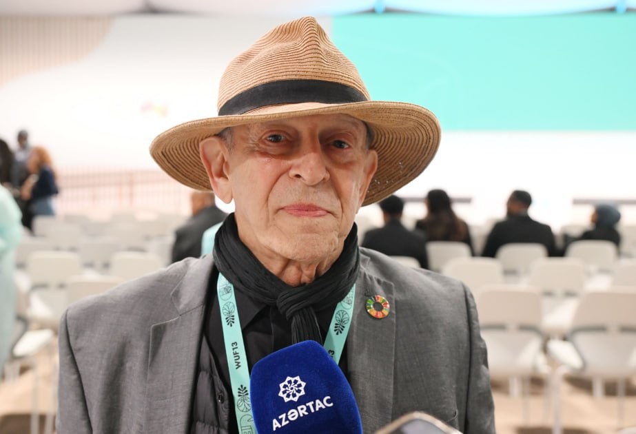 Lans Braun Ağ Şəhər layihəsinin unikallığından