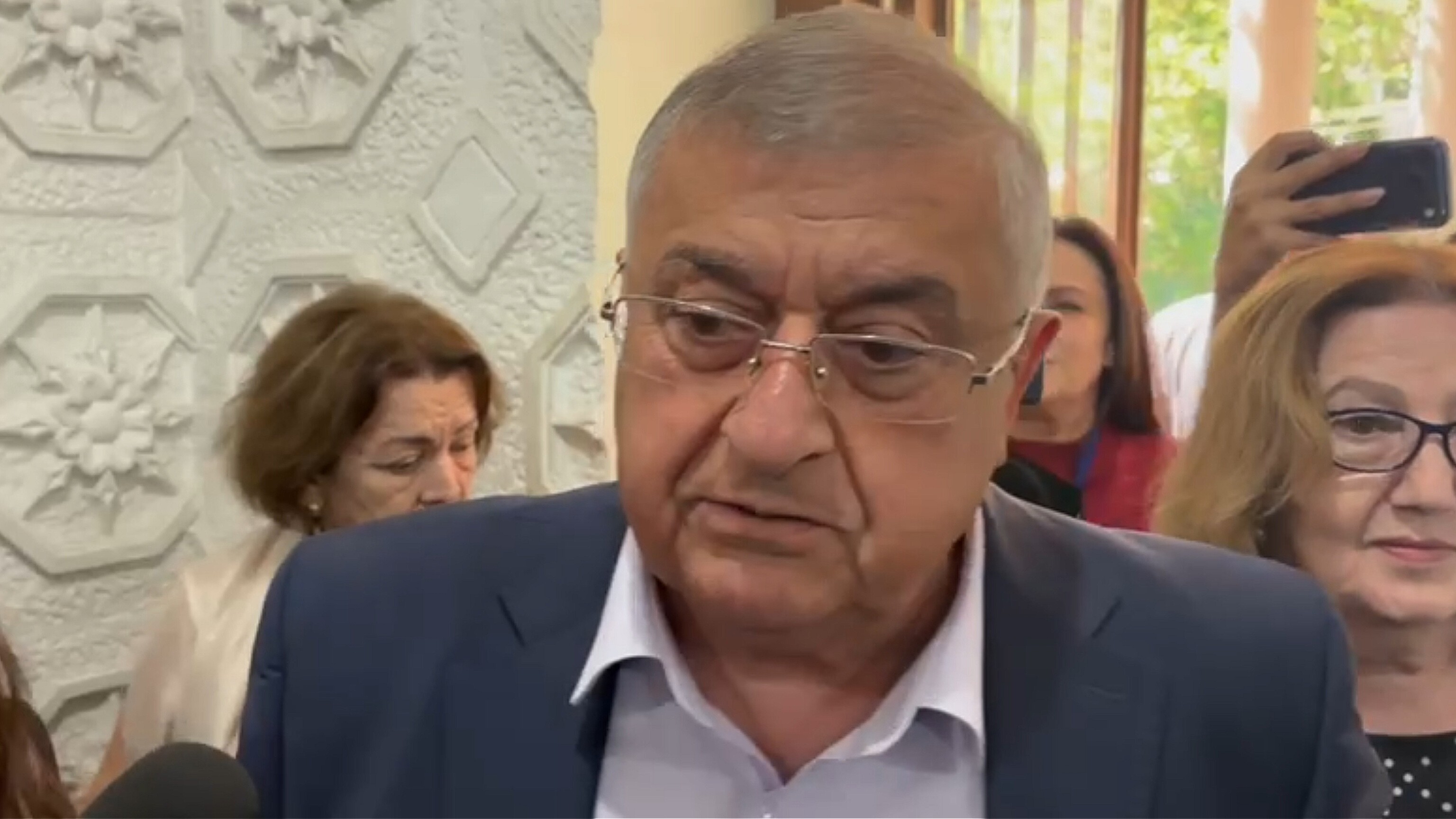 "Məni işdən çıxarmayıblar, səhhətimlə bağlı özüm getmişəm" -