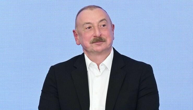 Премьер-министр Афганистана поздравил Ильхама Алиева