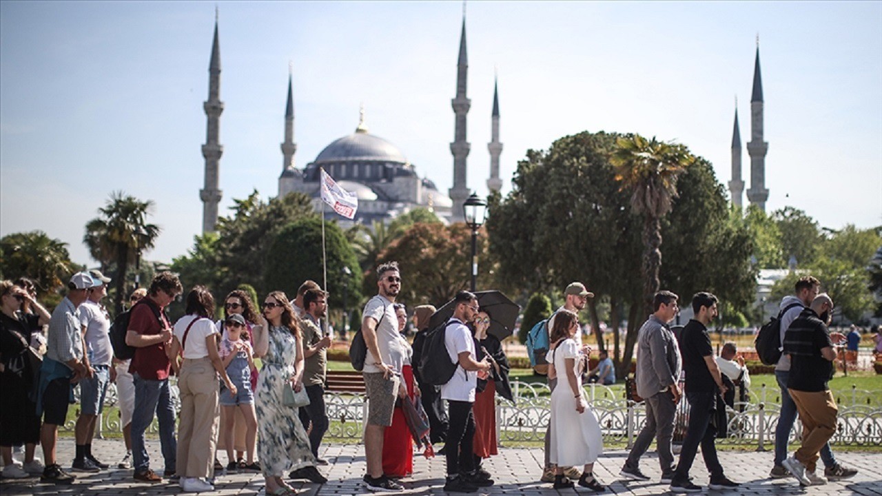 Türkiyəyə köçən xarici vətəndaşlar -