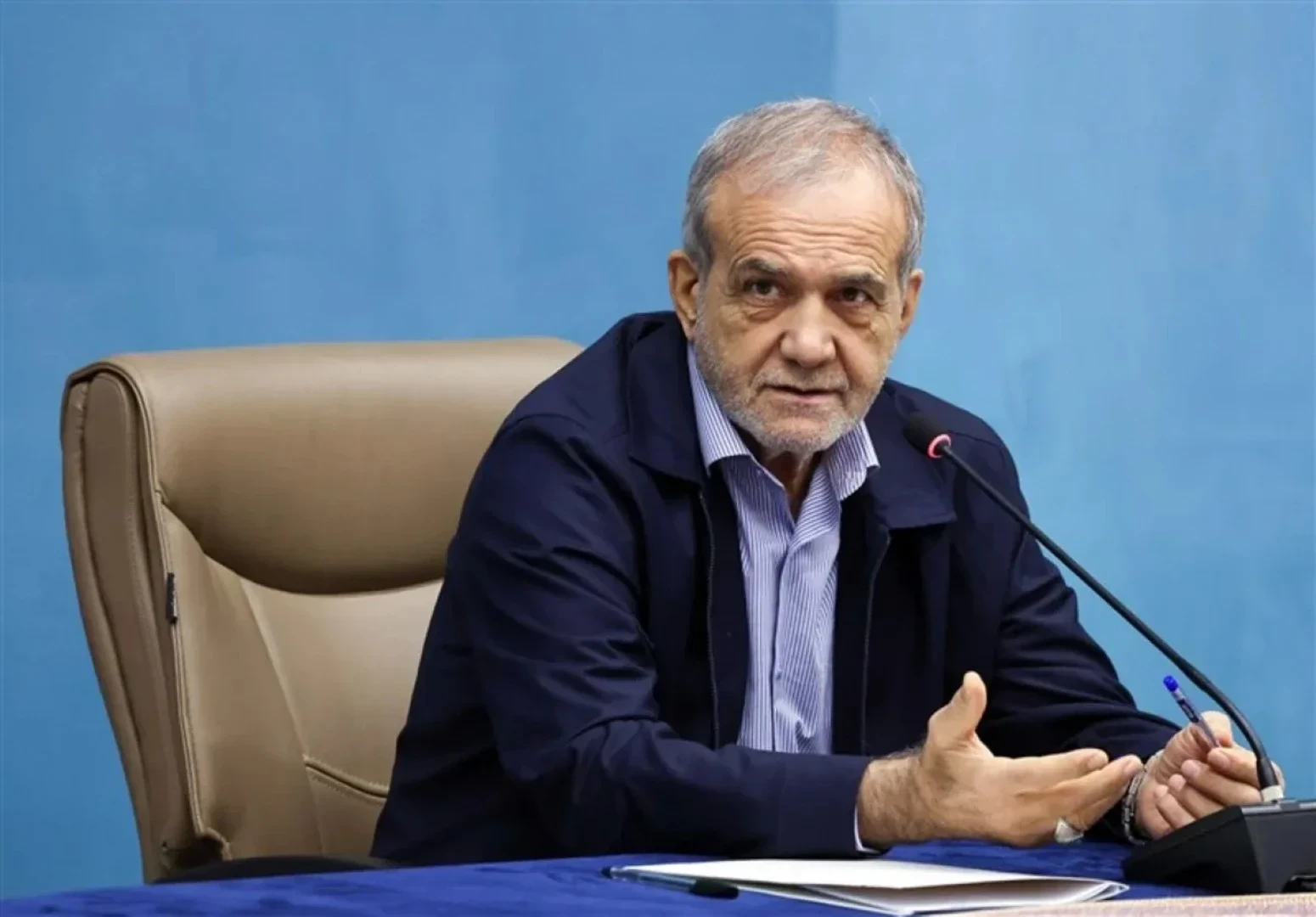 "Biz nə döyüş meydanını, nə də danışıqlar masasını tərk etmişik" - Pezeşkian