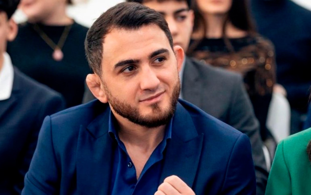 “Bu yaşda uşaqlarla çalışmaq çətindir” -