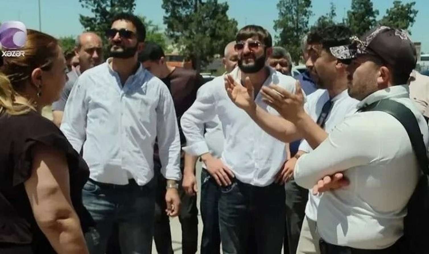 Aylardır maaş üzünə həsrət qalıblar -