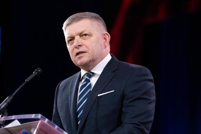 TASR: Фицо предложит ЕС организовать прямую линию связи между РФ и Украиной