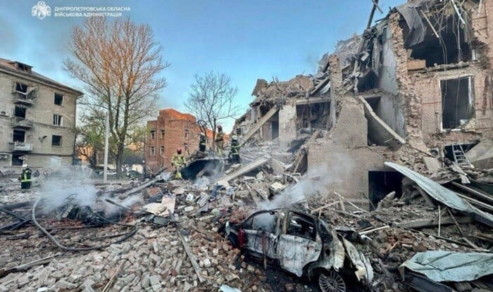 Russian drone strike kills two in Zaporizhzhia