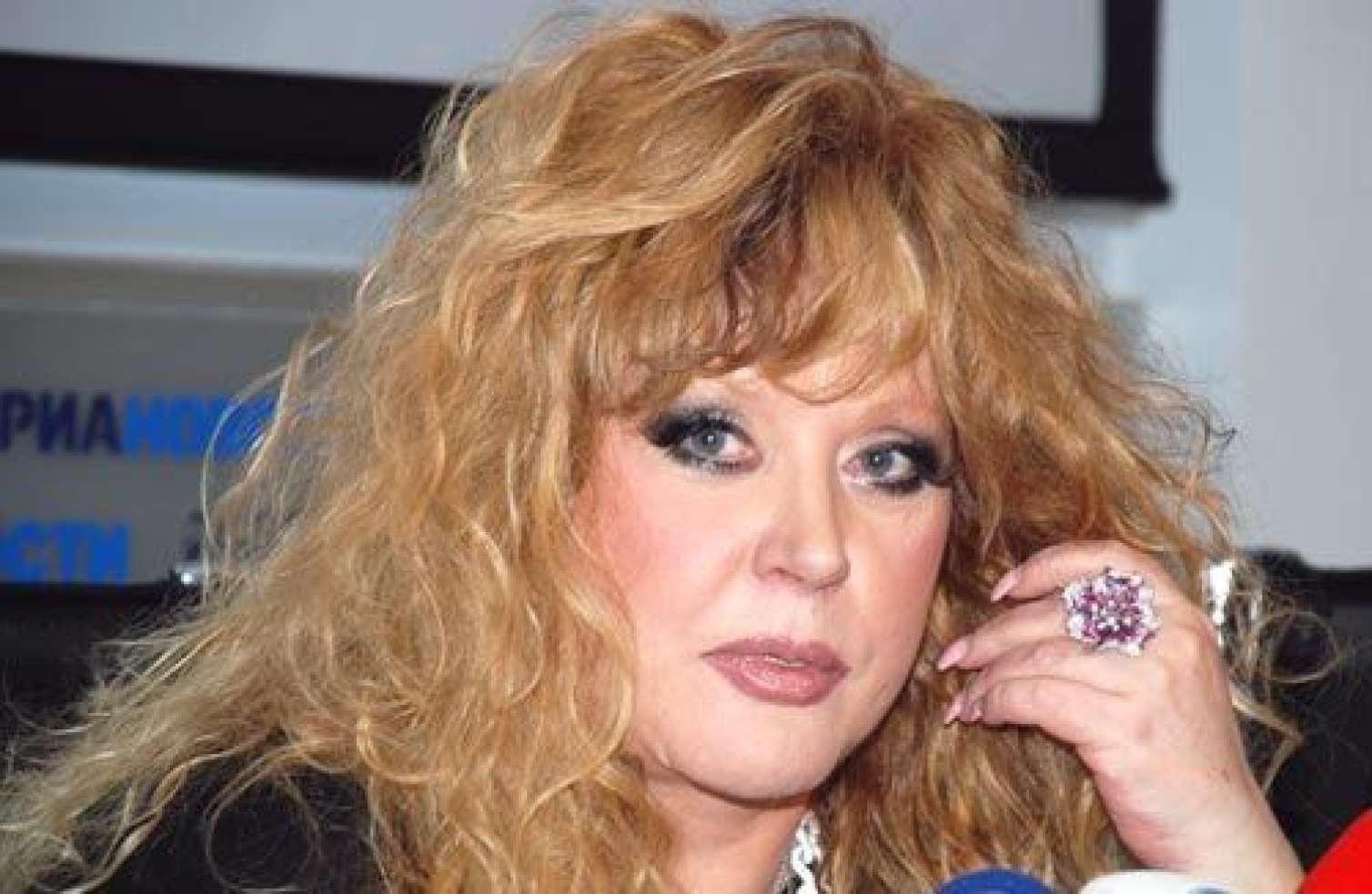 Alla Puqaçova məhkəməyə verildi: Primadonnanın suçu nədir?