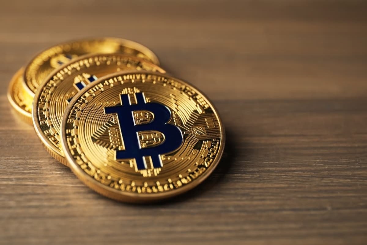 Bitcoində rekord UCUZLAŞMA  -