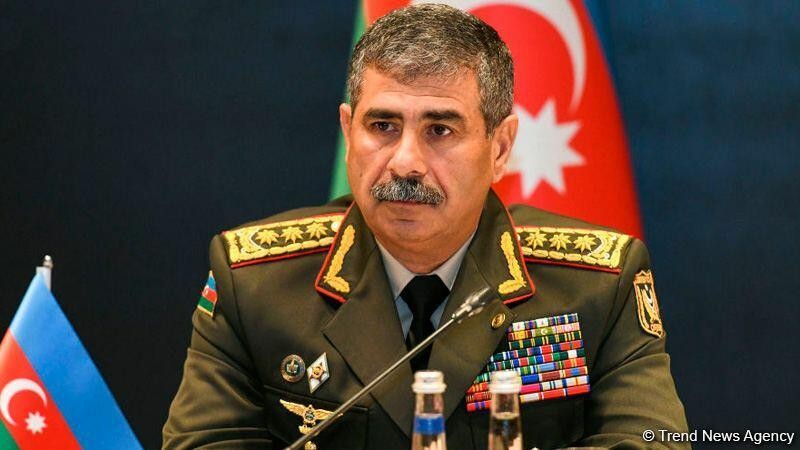Zakir Həsənov Ordunun şəxsi heyətini təbrik etdi