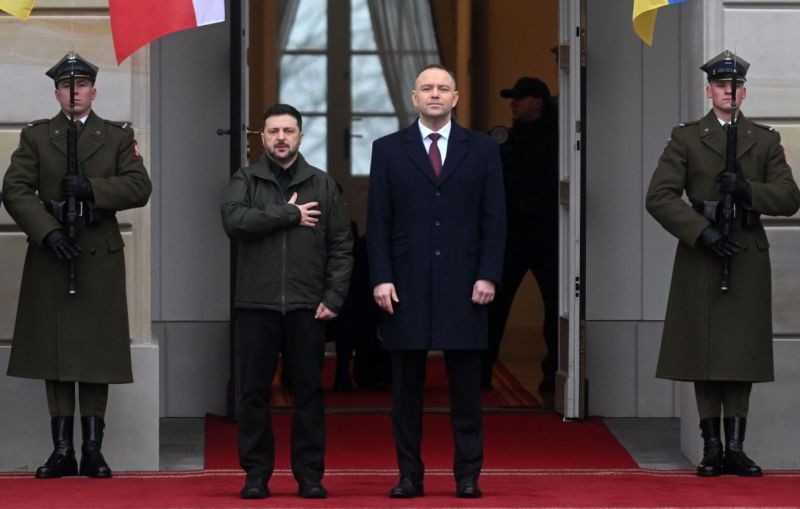 Экс-президент Польши назвал конфликт между Навроцким и Зеленским "войной за медали"
