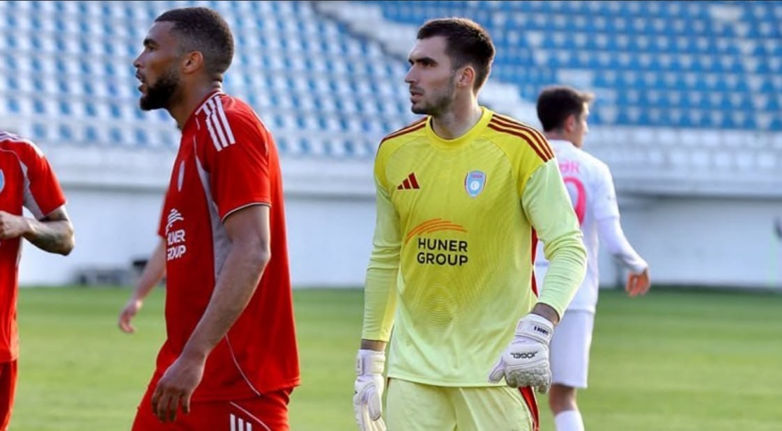 “Turan Tovuz” iki futbolçusu ilə yollarını ayırdı