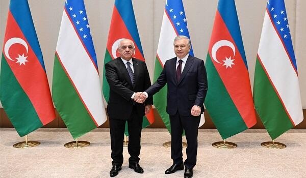 Azerbaijan’s PM meets with Uzbek President Mirziyoyev
