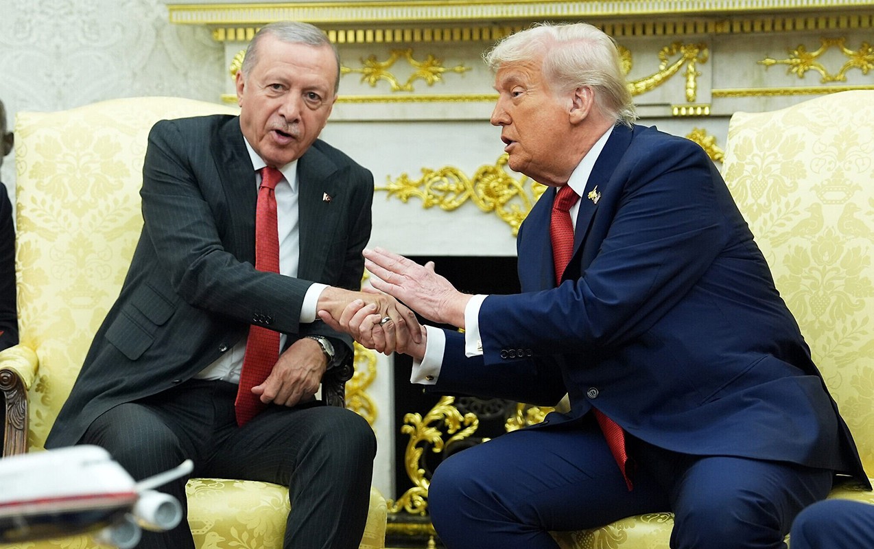 “NATO sammitinə Ərdoğana görə gedəcəyəm”