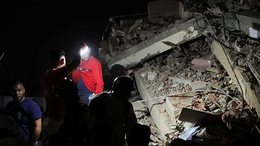 Dəhşətli zəlzələ ilə bağlı ilkin məlumat: 32 nəfər ölüb, 700 yaralı var