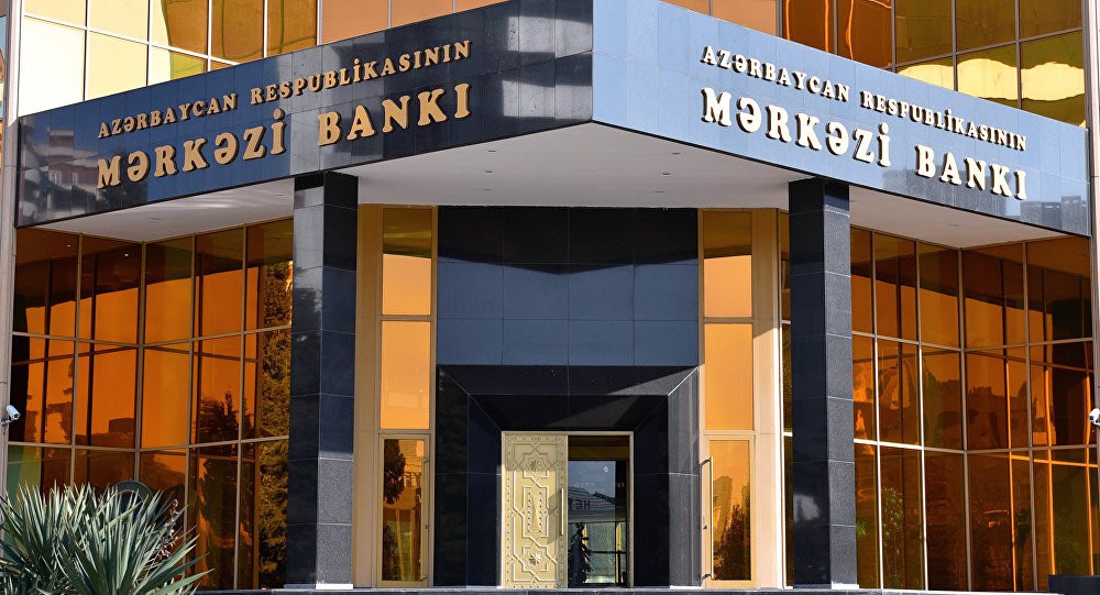 AMB ötən il 3 bankı cərimələyib