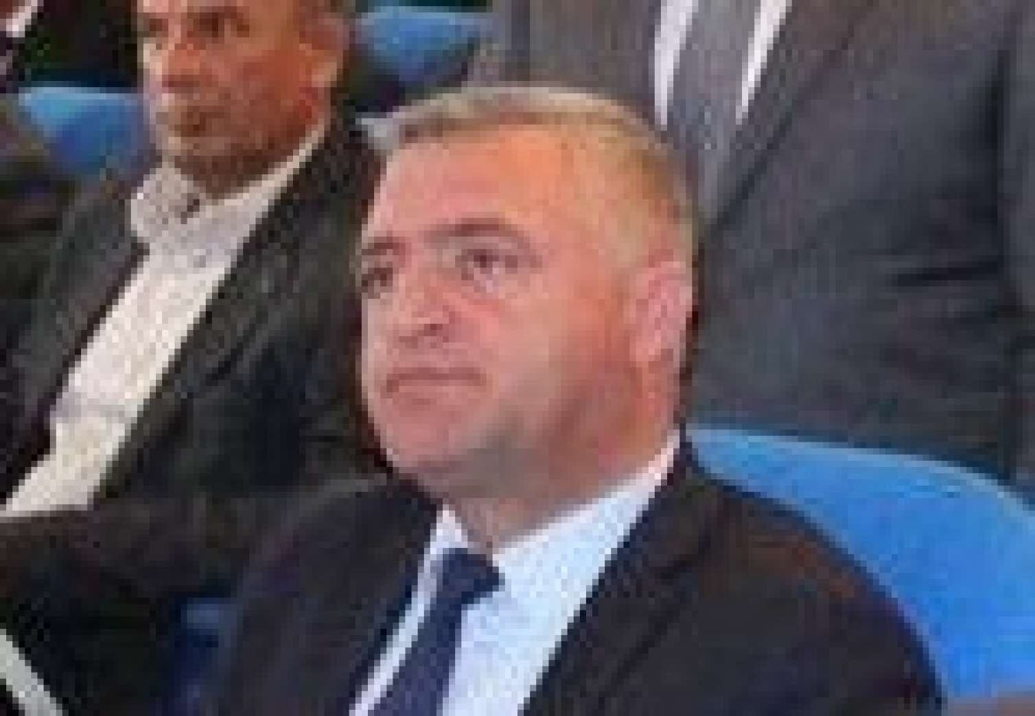 Evli qadını qaçıran sabiq şöbə müdiri indi də şantaja görə tutuldu - FOTO