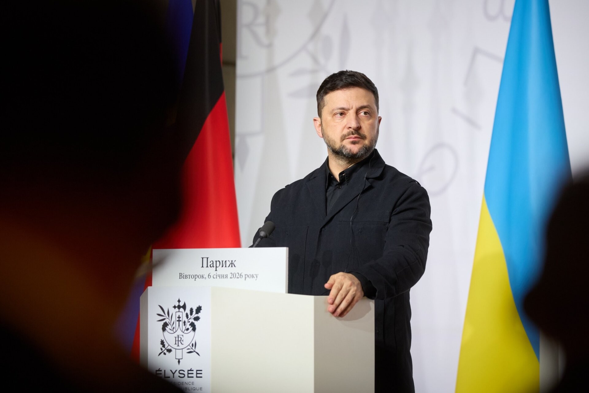 Zelenski Ukrayna hərbi sənayesində rekord hədəfi açıqladı