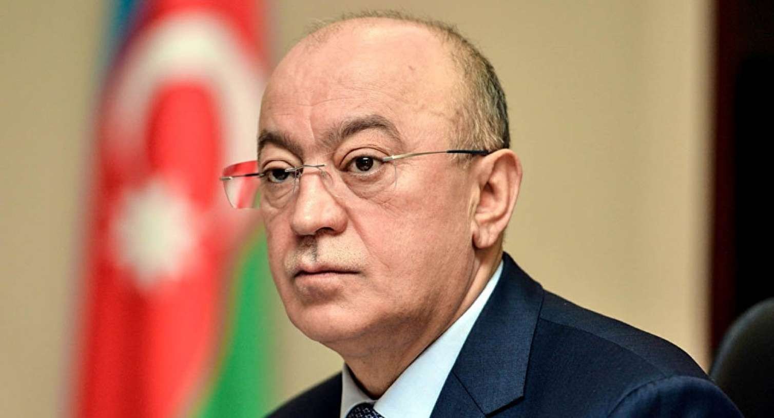Heydərov onu idarə rəisi təyin etdi