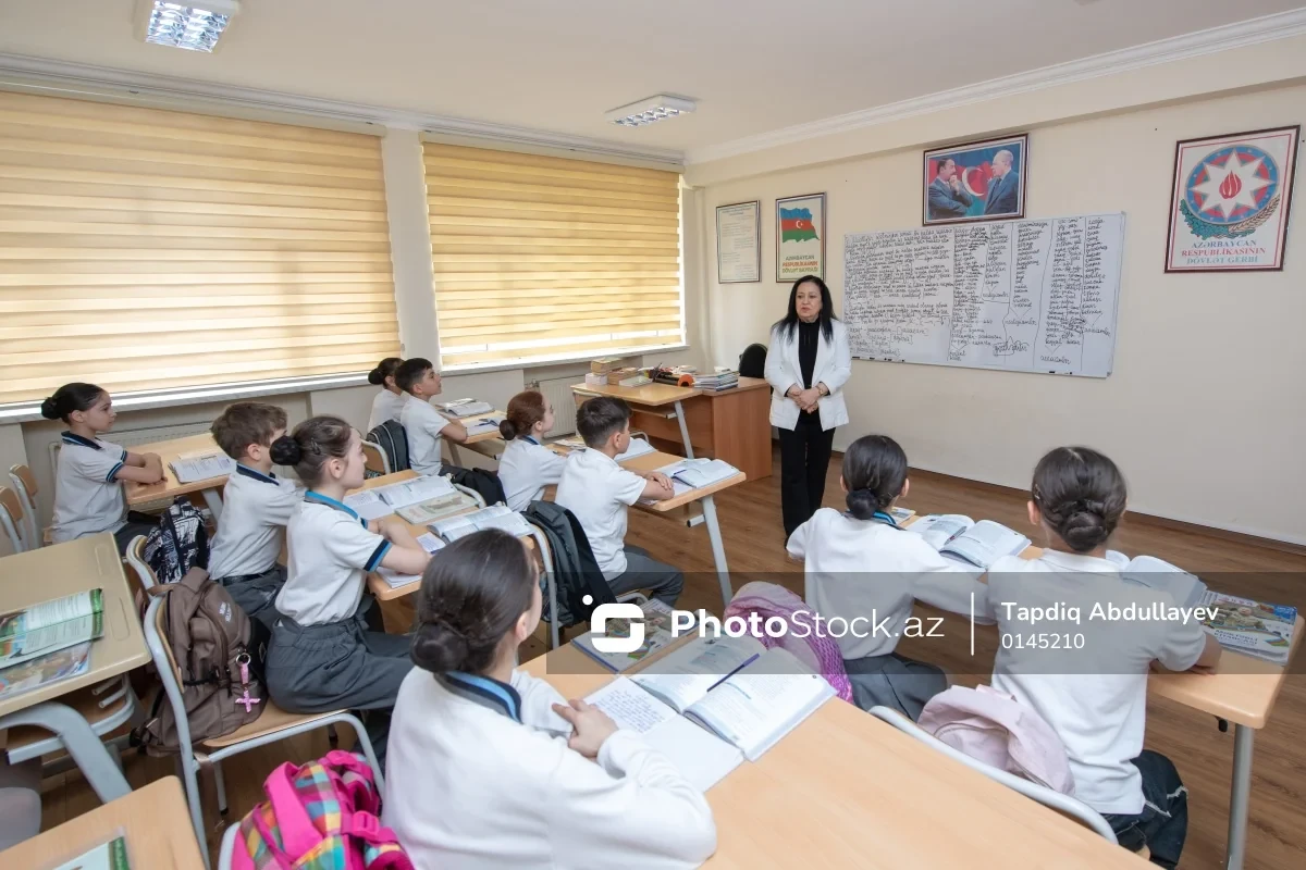 İxtisasartırma təlimlərinə cəlb olunan təhsilverənlərin sayı AÇIQLANDI