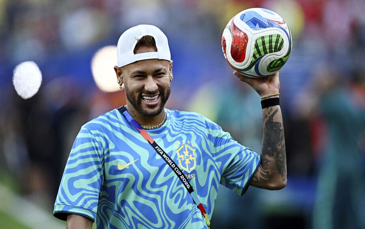 Neymar DÇ-də tam heyətlə ilk məşqə çıxıb
